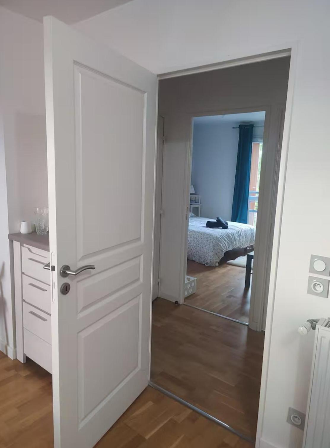 Logement A Cote De L'Aeroport Orly Athis-Mons Esterno foto